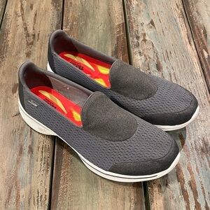 Skechers Go Walk 4 Pursuit Slip On Comfort Womens Sneakers #14148 Gray Size 10